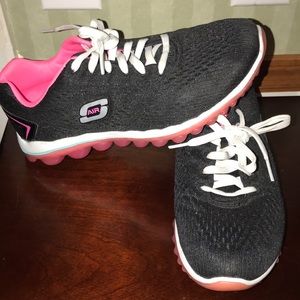 Like new! Skechers sketch-air!